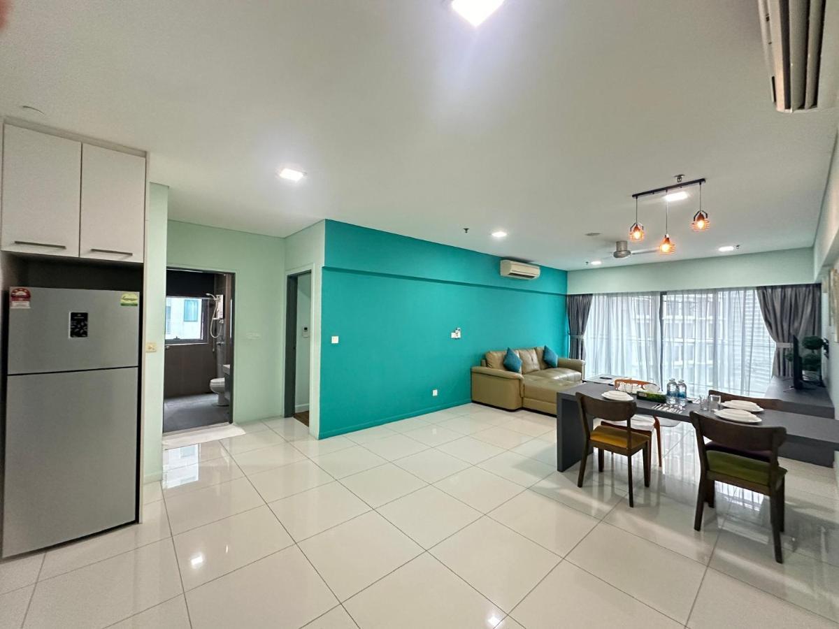 Summer Suites Klcc By Purple Orchid Kuala Lumpur Exterior foto